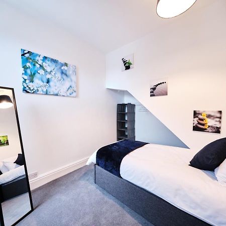Aspen, 3 Bedrooms With Parking Birmingham Exterior photo